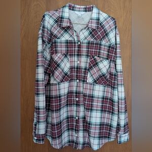Time and Tru Plaid Button Down Shirt - Burgundy, Black And White Size Med (8-10)